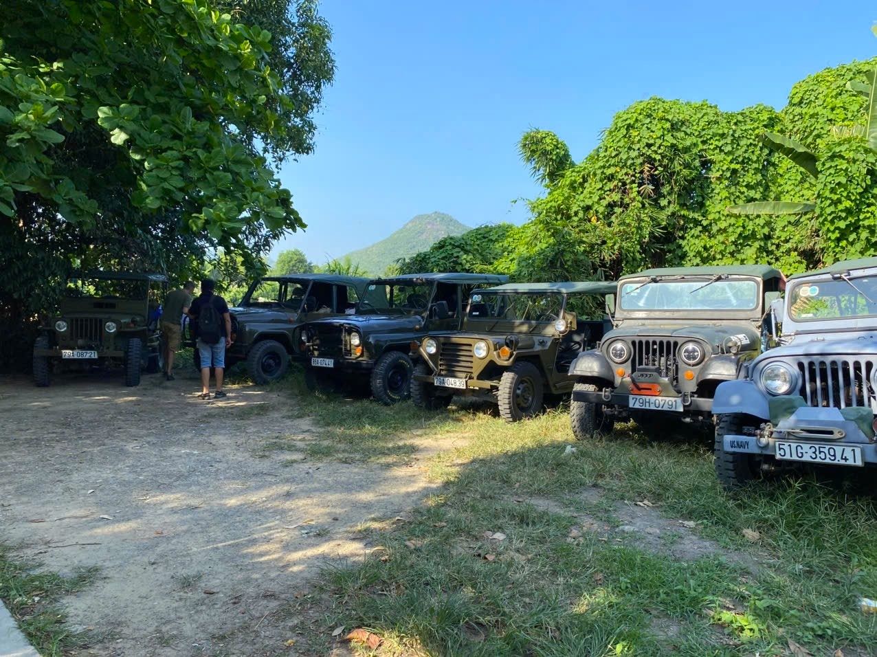 Open road route between Cam Ranh and Nha Trang with private local guide